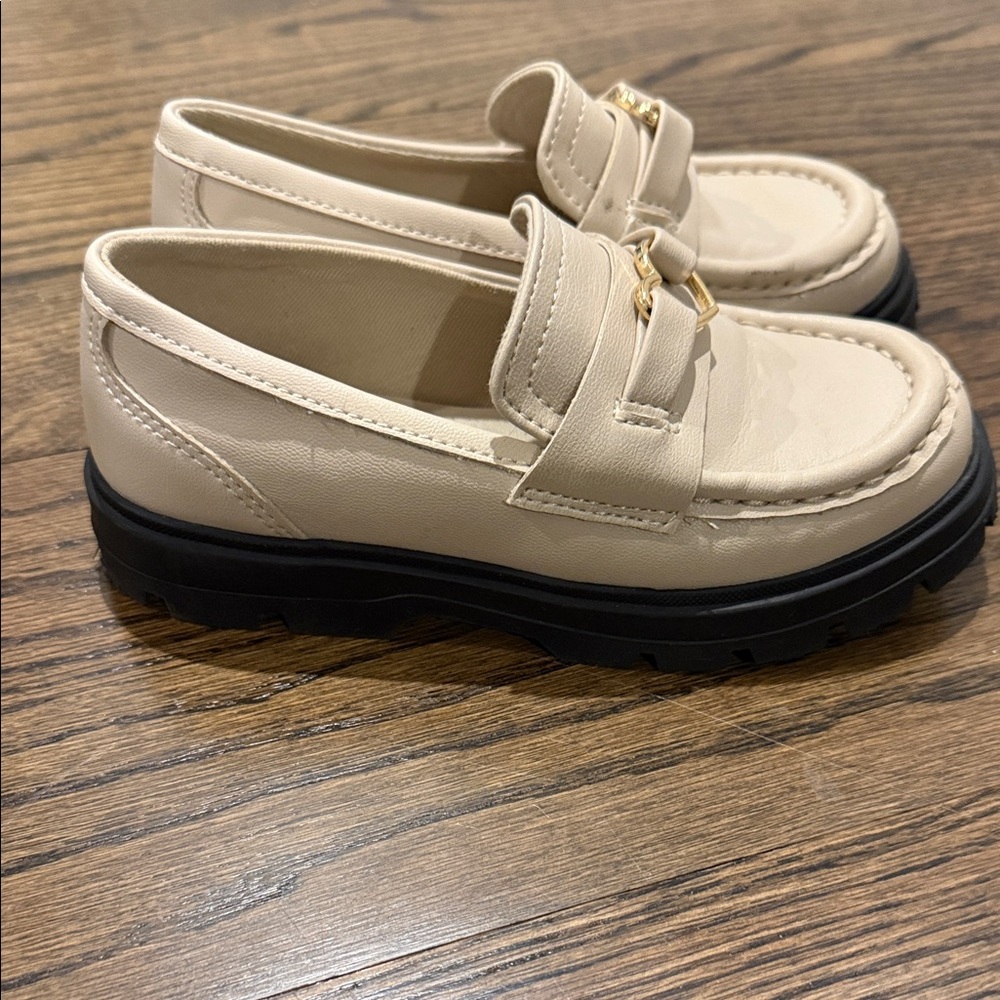 Zara Loafers with Heart Gold Accent - Picture 6 of 6